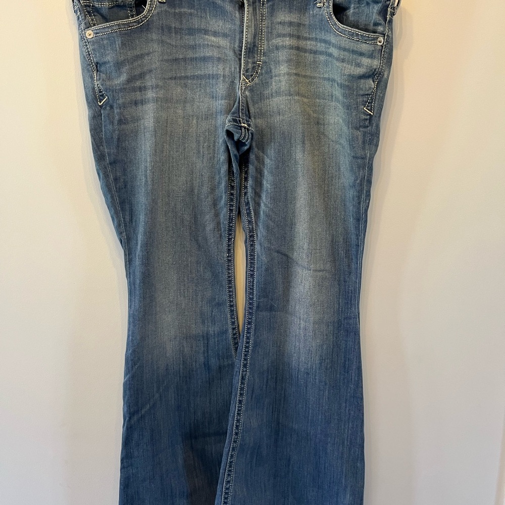 Express Women’s Flare Jeans in Medium Blue Wash